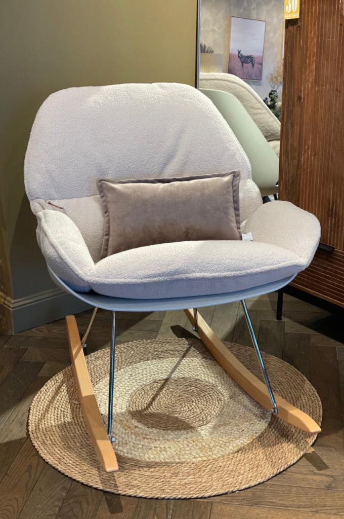 fauteuil-bascule-rocking-chair-design-confort